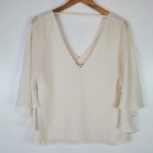 Cupcakes and cashmere v-neck blouse small